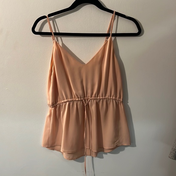 Pink top - Picture 1 of 1